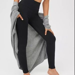 NWOT aerie Offline Warmup High Waisted Fleece Leggings